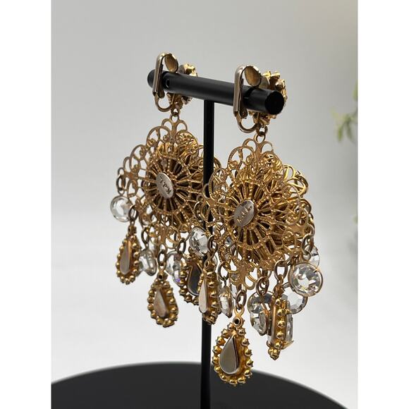 Kenneth Jay Lane 1960’s Signed Filigree Crystal Chandelier Clip Runway Earrings - Picture 9 of 10